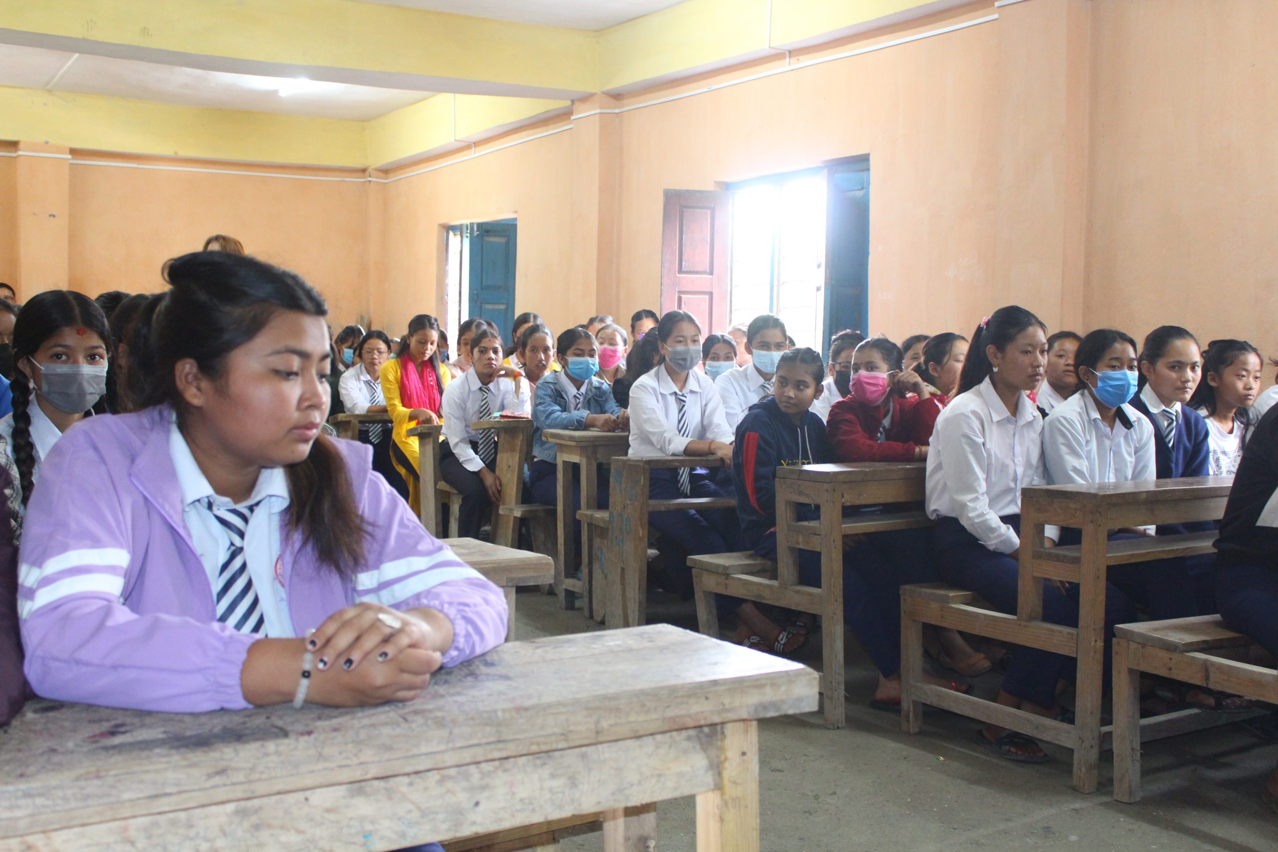 बिद्यालयका छात्रा लक्षित स्वास्थ्य सम्बन्धी अन्तरक्रिया