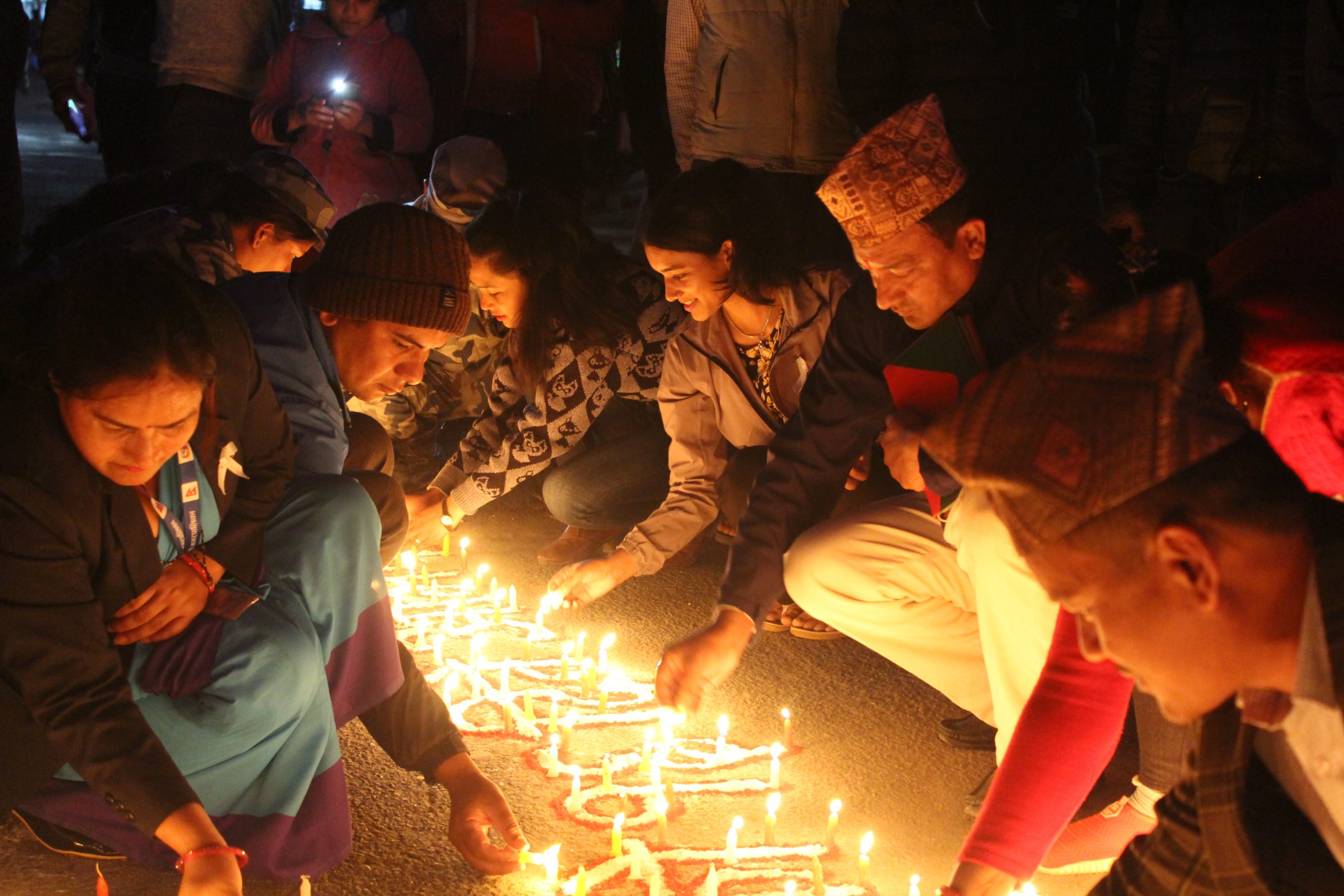 मन्थलीमा लैङ्गीक हिँसा न्युनिकरणको सन्देश सहित दीप प्रज्वलन