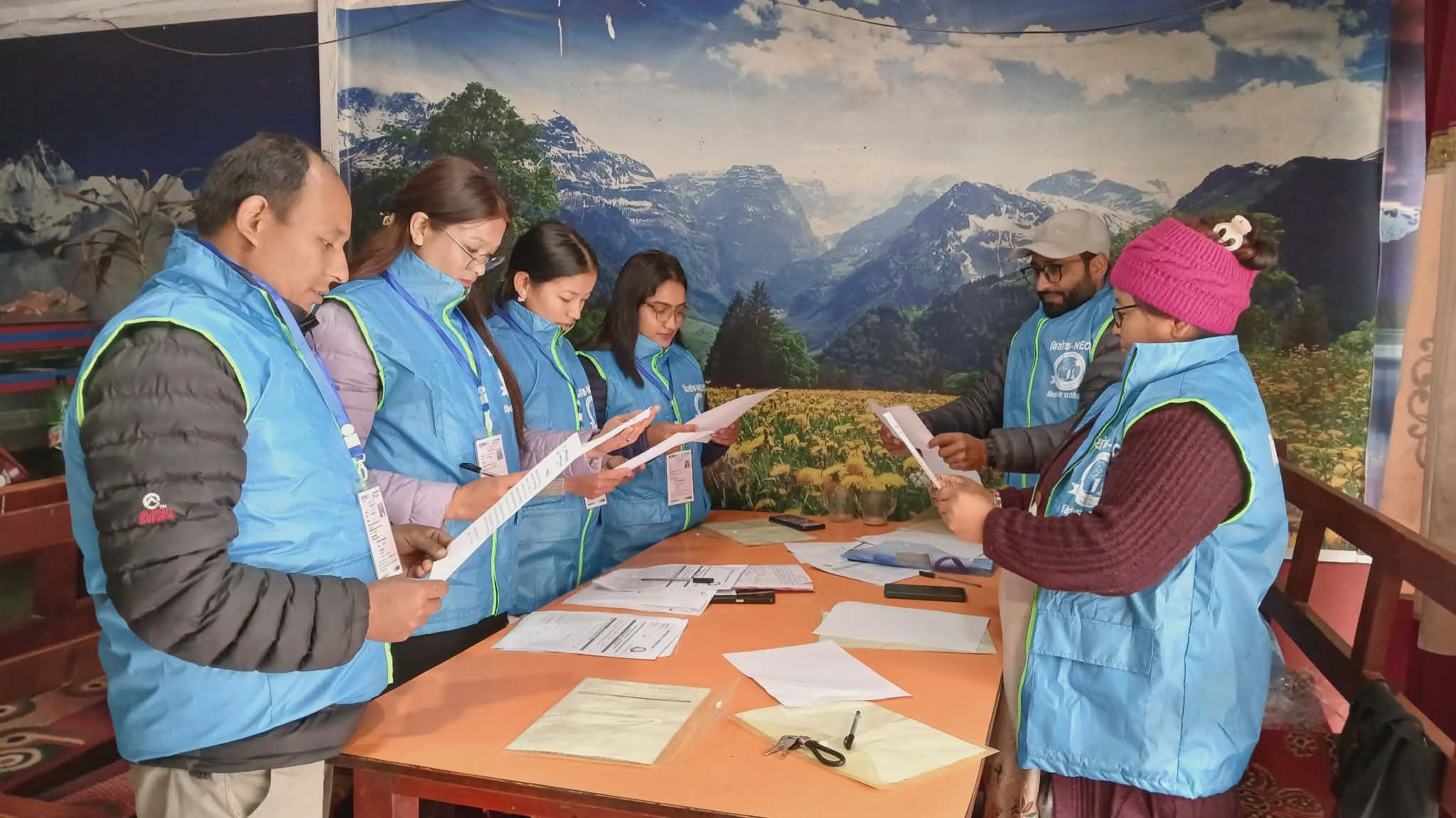 नियोकले चुनावमा पर्यवेक्षक खटाउँदै, ओखलढुंगामा अभिमुखीकरण